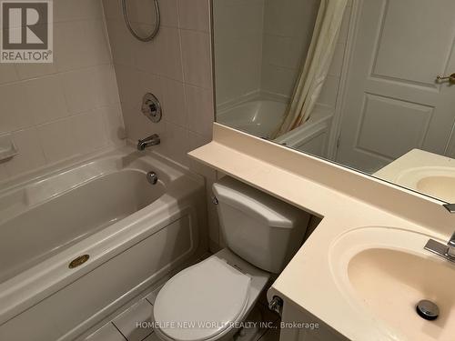 316 - 5418 Yonge Street, Toronto, ON - Indoor Photo Showing Bathroom