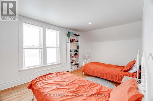 521 Upper Queen Street, London South (South P), ON - Indoor Photo Showing Bedroom