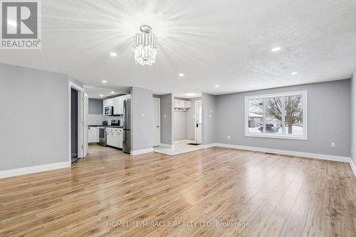 147 Hickling Trail, Barrie, ON - Indoor Photo Showing Other Room