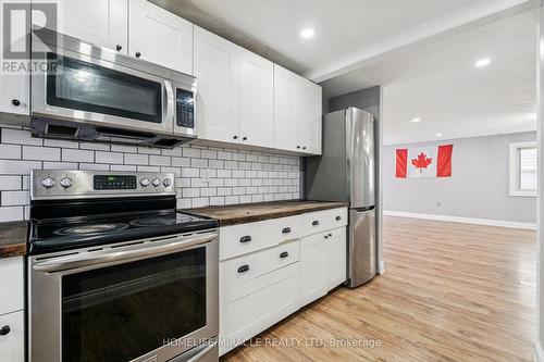 147 Hickling Trail, Barrie, ON - Indoor Photo Showing Kitchen With Stainless Steel Kitchen