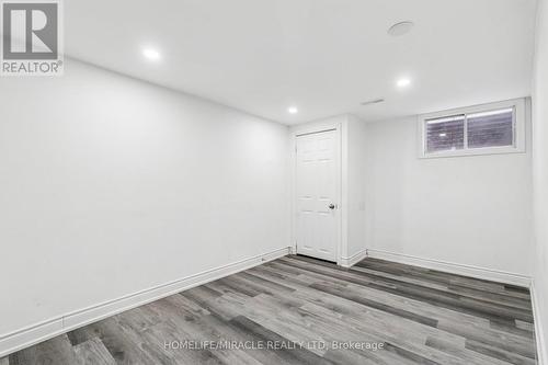 147 Hickling Trail, Barrie, ON - Indoor