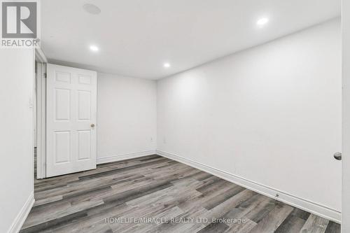 147 Hickling Trail, Barrie, ON - Indoor Photo Showing Other Room