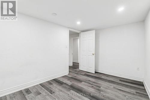 147 Hickling Trail, Barrie, ON - Indoor Photo Showing Other Room