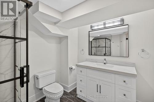 2347 Tweedsmuir Court, Burlington, ON - Indoor Photo Showing Bathroom