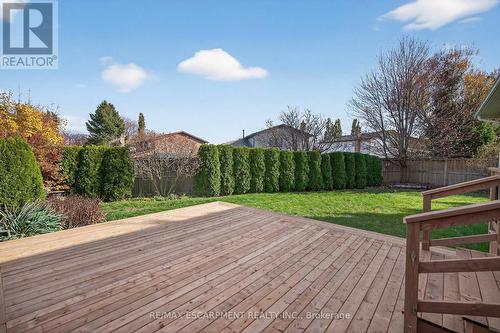 2347 Tweedsmuir Court, Burlington, ON - Outdoor