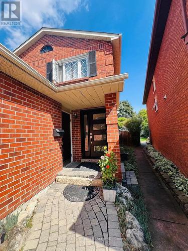 6335 Plowmans Heath, Mississauga, ON - Outdoor