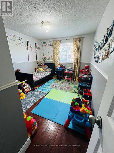 6335 Plowmans Heath, Mississauga, ON - Indoor Photo Showing Other Room