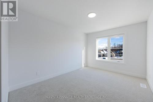 Photos of a similar unit - 72 - 1175 Riverbend Road, London South (South B), ON 