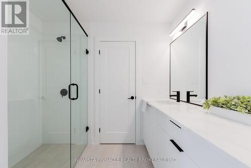 Photos of a similar unit - 72 - 1175 Riverbend Road, London South (South B), ON 