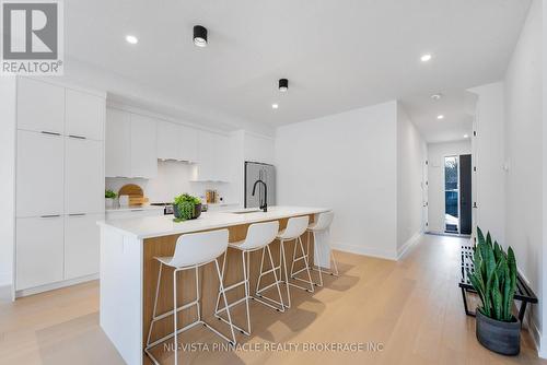 Photos of a similar unit - 72 - 1175 Riverbend Road, London South (South B), ON 