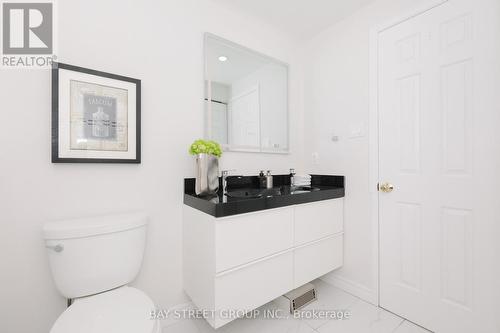 75 Breckonwood Crescent, Markham, ON - Indoor Photo Showing Bathroom