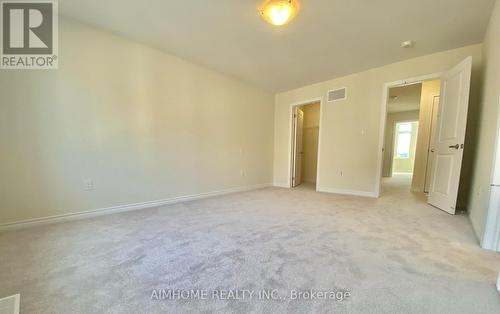 21 Viola St. Street, East Gwillimbury, ON - Indoor Photo Showing Other Room