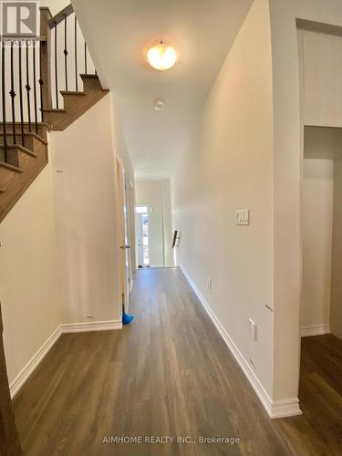 21 Viola St. Street, East Gwillimbury, ON - Indoor Photo Showing Other Room