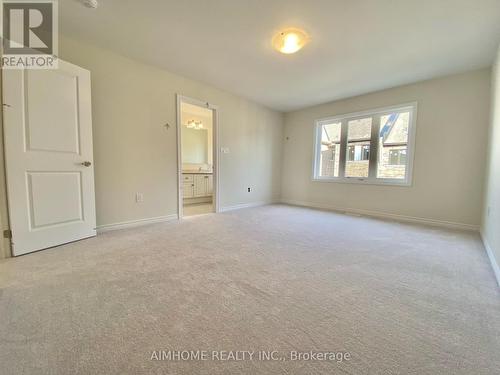 21 Viola St. Street, East Gwillimbury, ON - Indoor Photo Showing Other Room