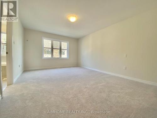 21 Viola St. Street, East Gwillimbury, ON - Indoor Photo Showing Other Room