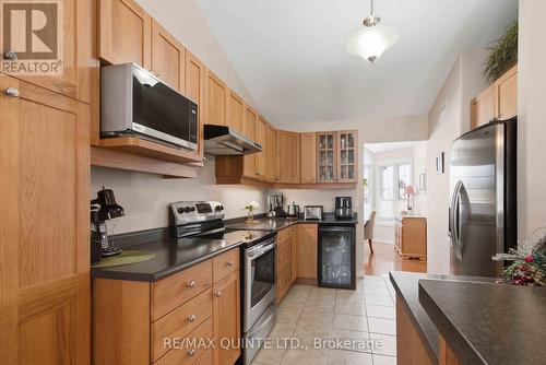 43 Gavey Street, Belleville (Thurlow Ward), ON - Indoor Photo Showing Kitchen