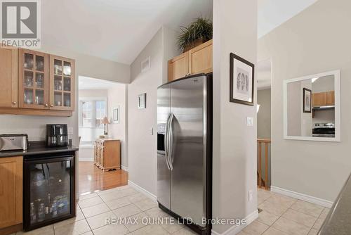 43 Gavey Street, Belleville (Thurlow Ward), ON - Indoor Photo Showing Kitchen