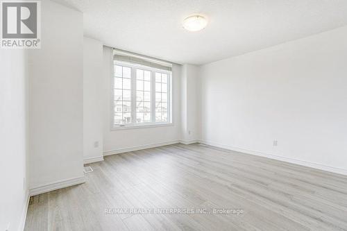318 Old Huron Road N, Kitchener, ON - Indoor Photo Showing Other Room