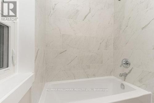 Main - 291 Emerald Street N, Hamilton, ON - Indoor Photo Showing Bathroom