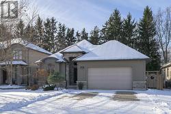 21 CAVERHILL CRESCENT  Middlesex Centre (Komoka), ON N0L 1R0