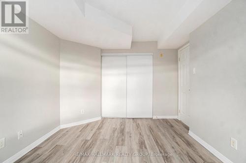 8F - 310 Central Park Drive, Ottawa, ON - Indoor Photo Showing Other Room