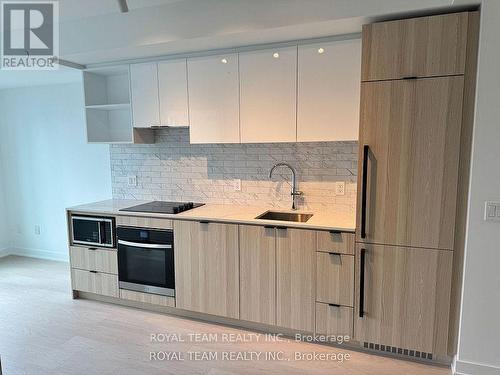 2701 - 252 Church Street, Toronto, ON - Indoor Photo Showing Kitchen