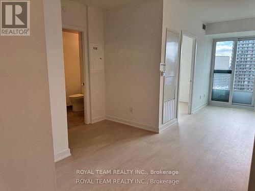 2701 - 252 Church Street, Toronto, ON - Indoor Photo Showing Other Room