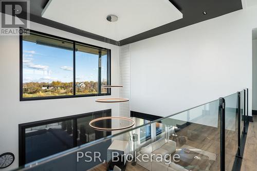 4 Raintree Court, Clearview, ON - Indoor Photo Showing Other Room