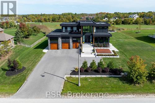 4 Raintree Court, Clearview, ON - Outdoor