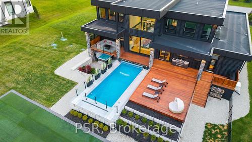 4 Raintree Court, Clearview, ON - Outdoor