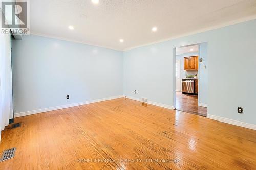 4433 Meadowvale Drive, Niagara Falls, ON - Indoor Photo Showing Other Room