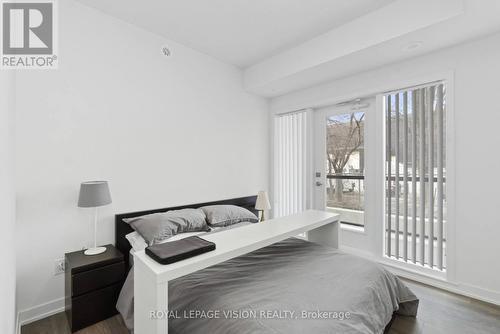 209 - 130 Canon Jackson Drive, Toronto, ON - Indoor Photo Showing Bedroom
