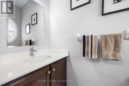 218 Richardson Crescent, Bradford West Gwillimbury, ON - Indoor Photo Showing Bathroom