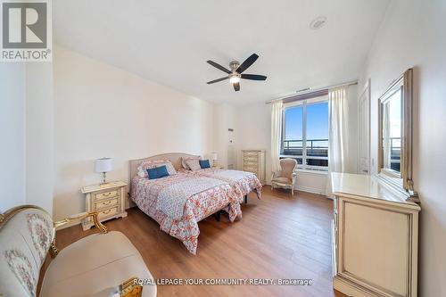 Ph01 - 9245 Jane Street, Vaughan, ON - Indoor Photo Showing Bedroom