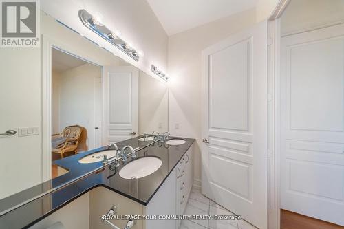 Ph01 - 9245 Jane Street, Vaughan, ON - Indoor Photo Showing Bathroom