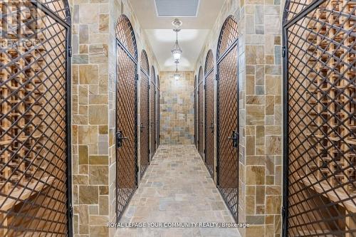 Ph01 - 9245 Jane Street, Vaughan, ON - Indoor Photo Showing Bathroom