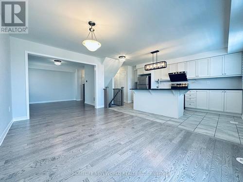 91 Mcalister Avenue, Richmond Hill, ON - Indoor