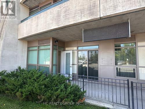 113 - 75 Norman Bethune Avenue, Richmond Hill, ON - Outdoor