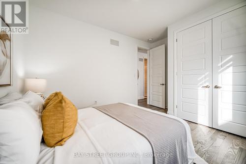 3190 William Cutmore Boulevard, Oakville, ON - Indoor Photo Showing Bedroom