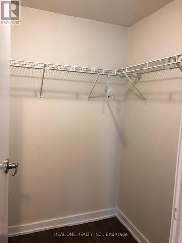 3908 - 4070 Confederation Parkway, Mississauga, ON - Indoor With Storage