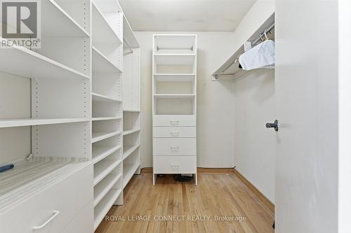 4307 Garnetwood Chase, Mississauga, ON - Indoor With Storage