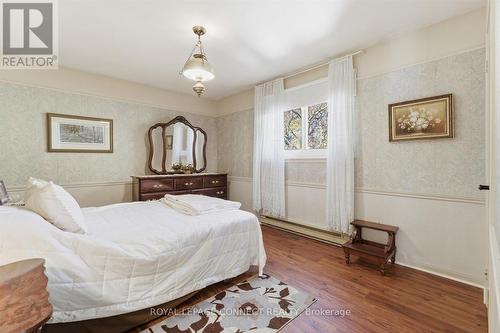 4307 Garnetwood Chase, Mississauga, ON - Indoor Photo Showing Bedroom