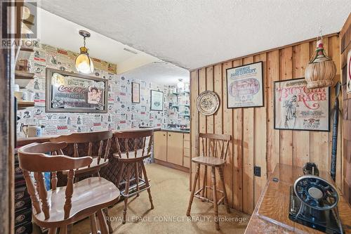 4307 Garnetwood Chase, Mississauga, ON - Indoor