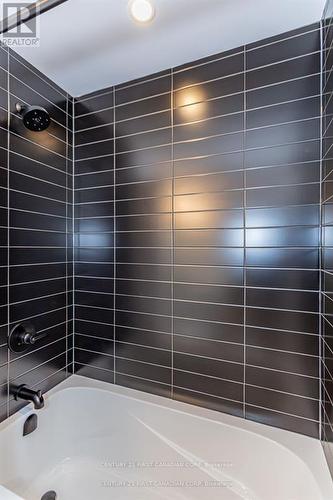 Lot 128 Big Leaf Trail, London South (South V), ON - Indoor Photo Showing Bathroom