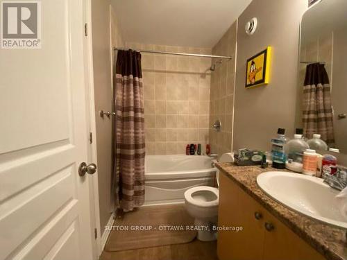 304 Grey Seal Circle, Ottawa, ON - Indoor Photo Showing Bathroom