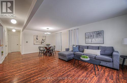 60 Dudhope Avenue, Cambridge, ON - Indoor Photo Showing Living Room