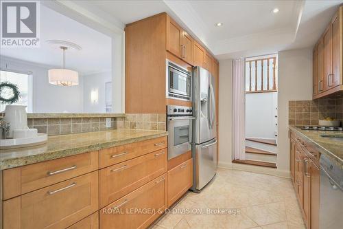 65 Chatsworth Drive, Toronto, ON - Indoor Photo Showing Kitchen