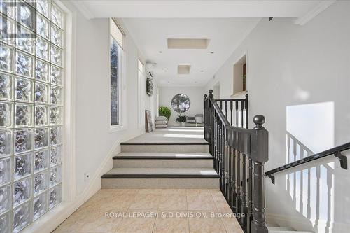 65 Chatsworth Drive, Toronto, ON - Indoor Photo Showing Other Room