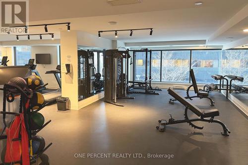 410 - 340 Queen Street, Ottawa, ON - Indoor Photo Showing Gym Room