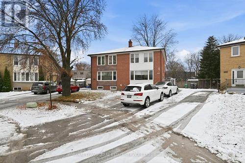 Well-Maintained Three Bedroom Semi-Detached! - 2299 Wiseman Court, Mississauga, ON - Outdoor
